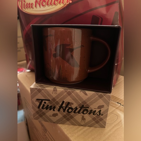 Brown loom bird - Picture 1 of 1